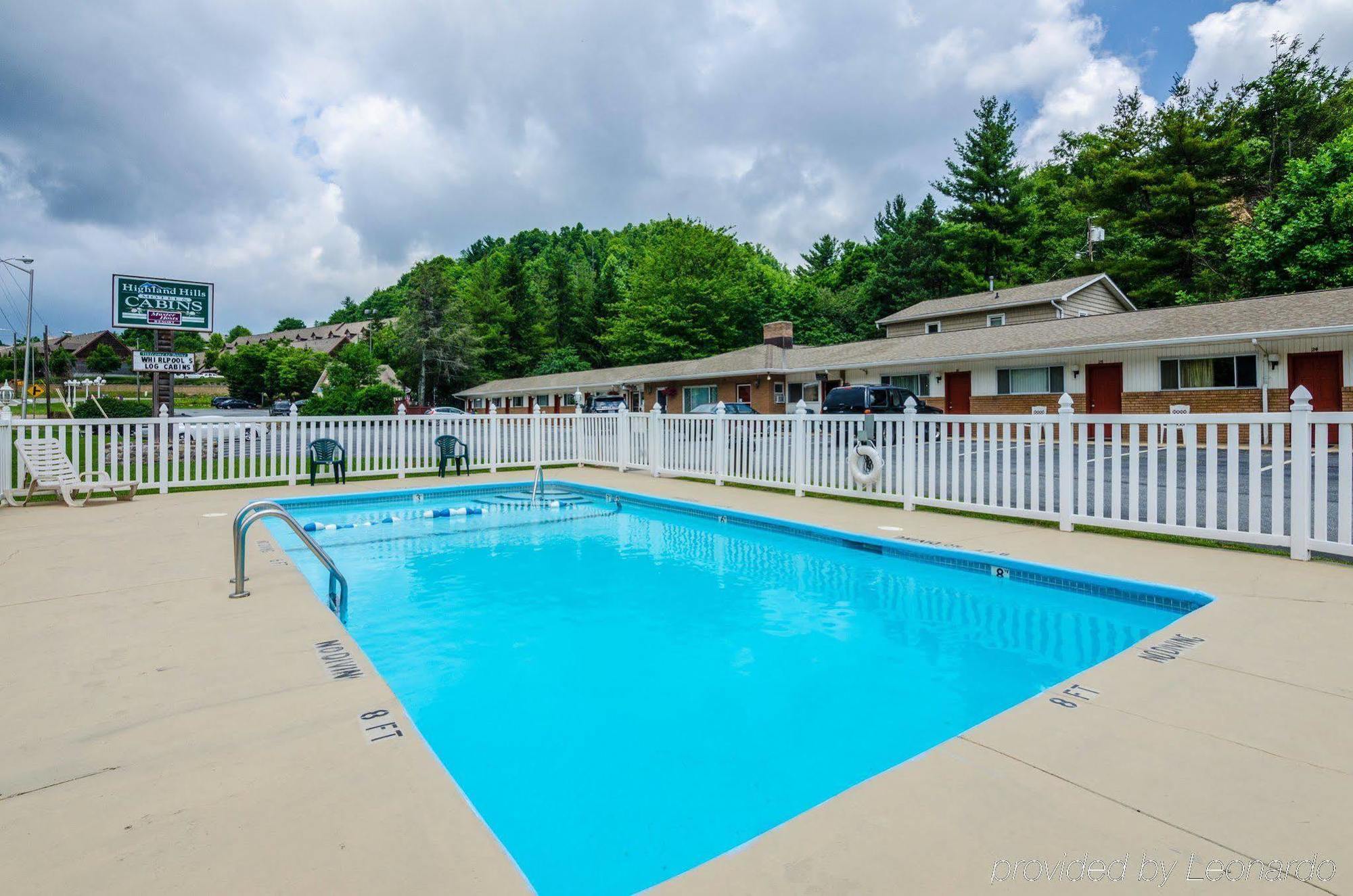 Highland Hills Motel & Cabins Boone Exterior foto